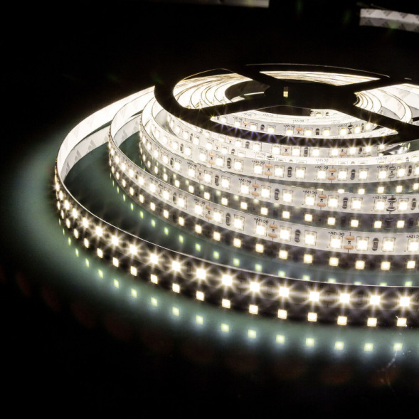 Лента Elektrostandard 120Led 9,6W IP65 4200K дневной 0W 12V белый (дневной) IP65