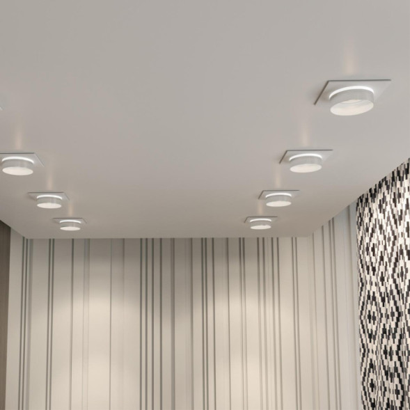 Точечный влагозащищенный светильник Novotech Water 370785