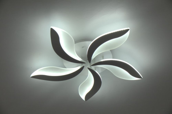 Потолочная люстра Escada WIND 10214/SG (60W)