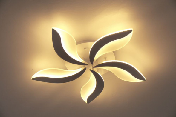 Потолочная люстра Escada WIND 10214/SG (60W)