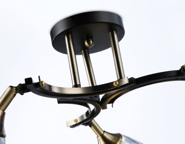 Потолочный светильник Ambrella Light Traditional TR303038