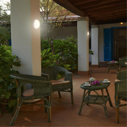 Накладной уличный светильник Novotech OPAL 358016