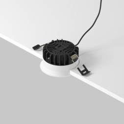 Влагозащищенный точечный светильник Maytoni Technical DL055-8W3K-SEN-W Okno