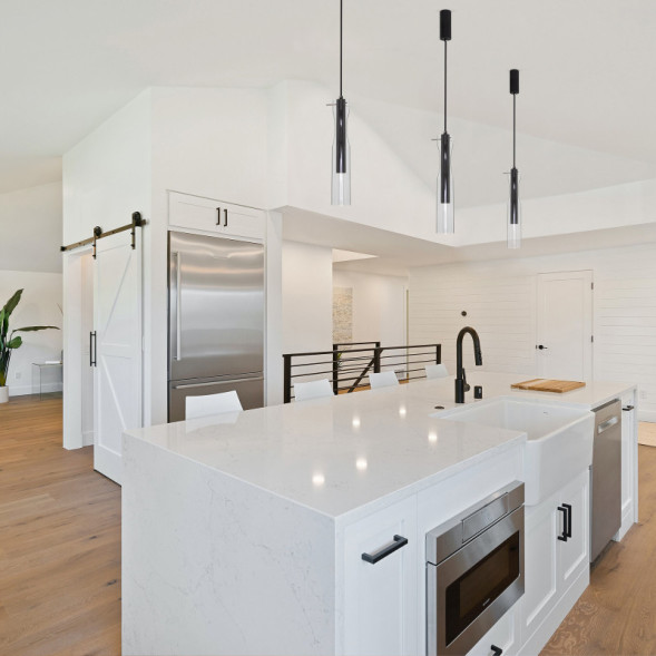 Подвесной светильник Eurosvet SWAN 50254/1 LED черный