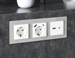 Розетка Ambrella Volt MA126010 ALFA QUANT