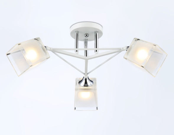 Потолочный светильник Ambrella Light Traditional TR303071