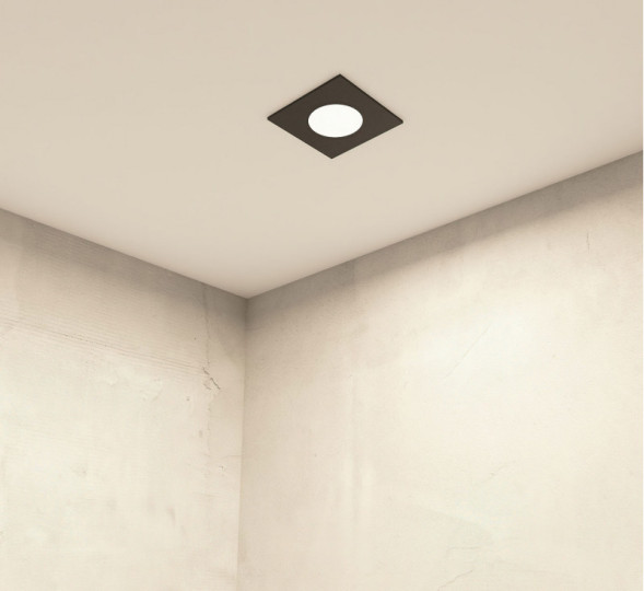 Точечный влагозащищенный светильник Denkirs PORT DK3102-BK