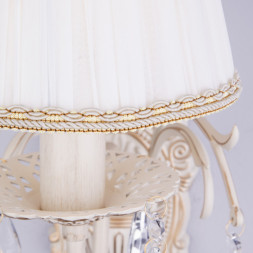 Бра Eurosvet Amelia 3637/1 белый с золотом/прозрачный