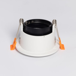 Встраиваемый точечный светильник DeMarkt Прайм 850010601