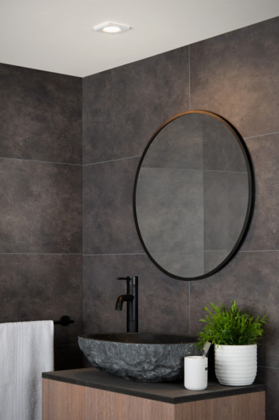 Точечный влагозащищенный светильник LUCIDE Ziva 09924/01/31