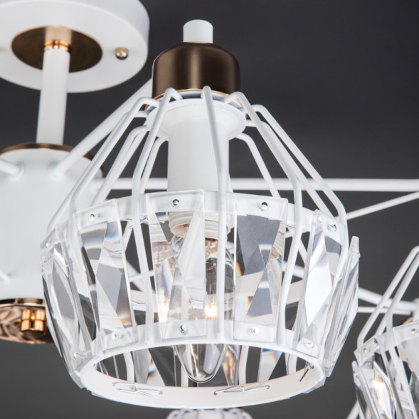 Люстра на штанге Eurosvet LORD 70075/8 белый