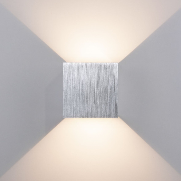 Уличный настенный светильник Elektrostandard 1548 TECHNO LED WINNER алюминий