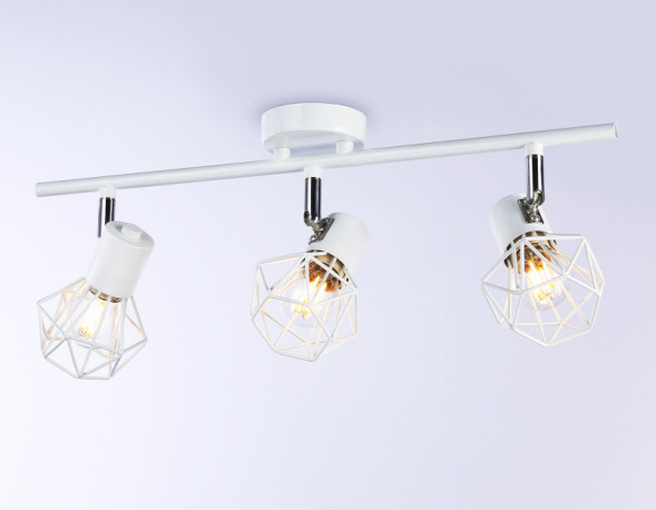 Потолочный светильник Ambrella Light Traditional TR8631