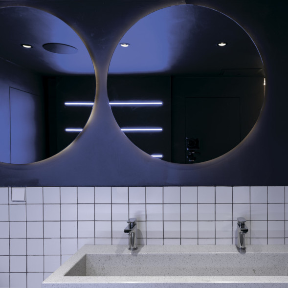 Встраиваемый точечный светильник Maytoni Technical ATOM DL023-2-01B