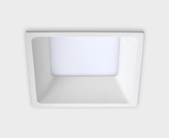 Точечный встраиваемый светильник ITALLINE IT06 IT06-6019 white 3000K