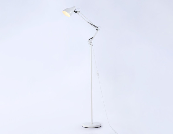 Торшер Ambrella Light Traditional TR97641