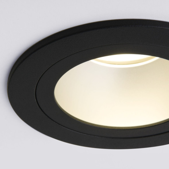 Встраиваемый точечный светильник Elektrostandard 122 MR16 серебро/черный