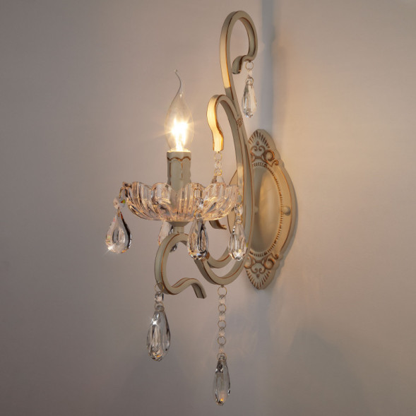 Бра Eurosvet ETNA 12205/1 белый Strotskis