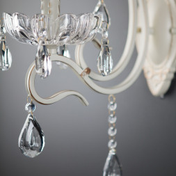 Бра Eurosvet ETNA 12205/1 белый Strotskis