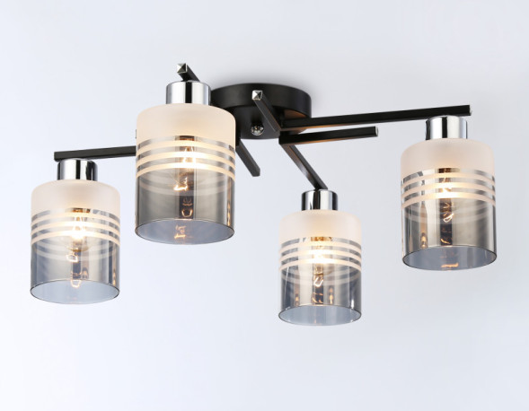 Потолочная люстра Ambrella Light Traditional TR303212