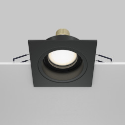 Встраиваемый точечный светильник Maytoni Technical ATOM DL026-2-01B