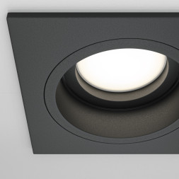 Встраиваемый точечный светильник Maytoni Technical ATOM DL026-2-01B