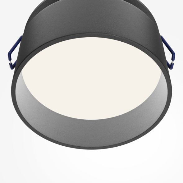 Встраиваемый точечный светильник Maytoni Technical Amary DL062-GU10-B