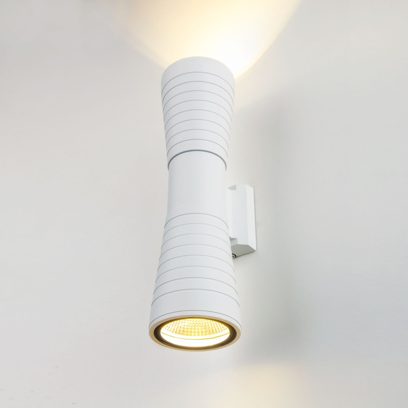Уличный настенный светильник Elektrostandard 1502 TECHNO LED TUBE DOBLE белый