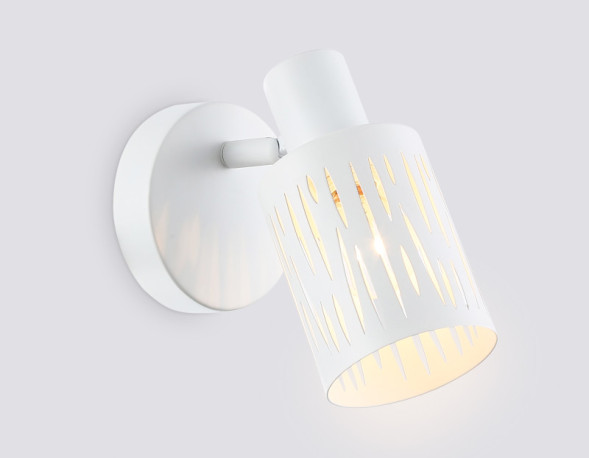 Спот Ambrella Light TR8663 Traditional