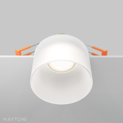 Встраиваемый точечный светильник Maytoni Technical Pauline DL047-01W