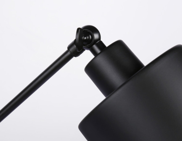 Настольная лампа Ambrella Light Traditional TR8153