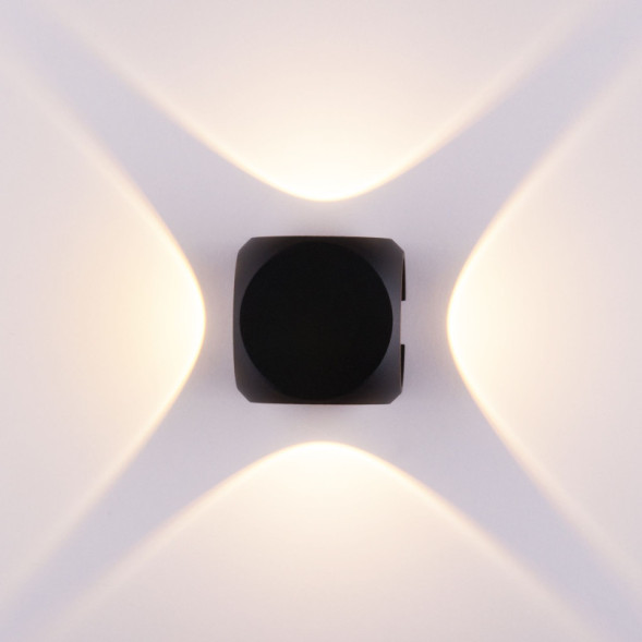 Уличный настенный светильник Elektrostandard 1504 TECHNO LED CUBE черный