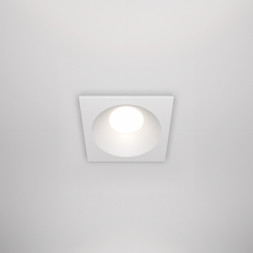 Точечный влагозащищенный светильник Maytoni Technical ZOOM DL033-2-01W