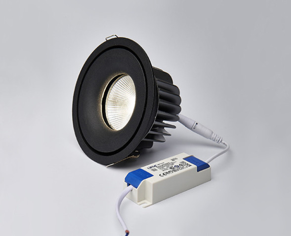 Точечный встраиваемый светильник ITALLINE IT06 IT06-6018 black 4000K