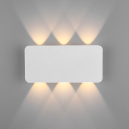 Бра Elektrostandard 40138/1 LED белый