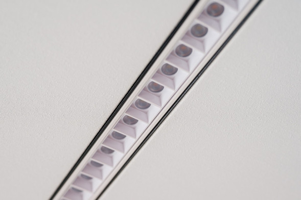 Светодиодный трековый светильник Denkirs SMART LINEAR DK8003-WH