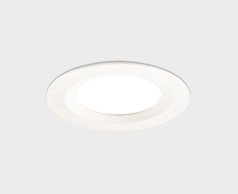 Точечный влагозащищенный светильник ITALLINE IT08 IT08-8018 white 4000K
