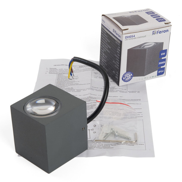 Уличный настенный светильник Feron 48485