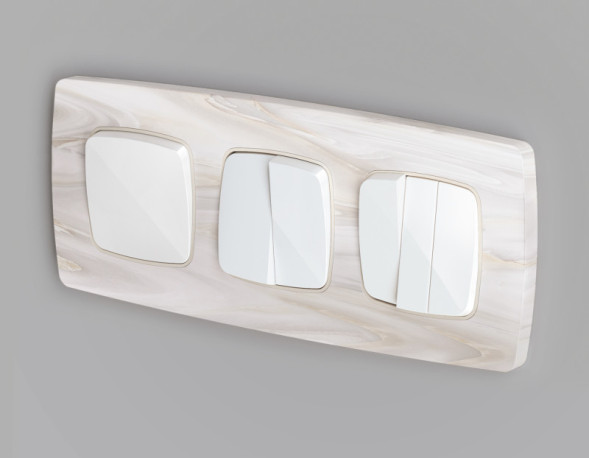 Рамка Ambrella Volt OF940303 OMEGA Opera