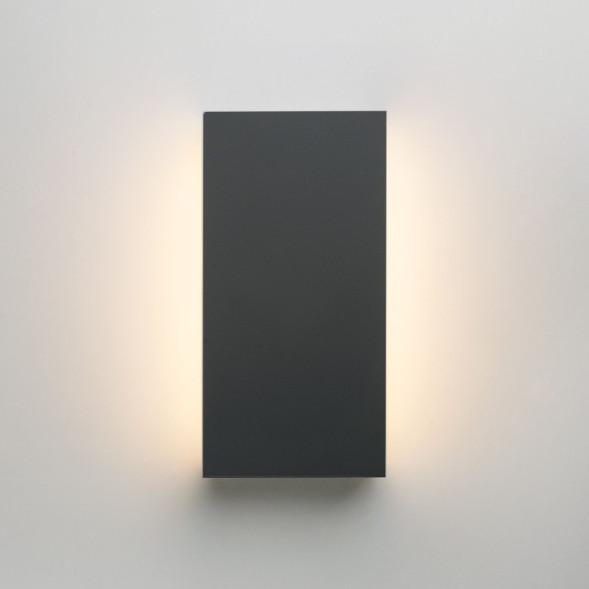 Уличный настенный светильник Elektrostandard 1705 TECHNO LED GOLF графит