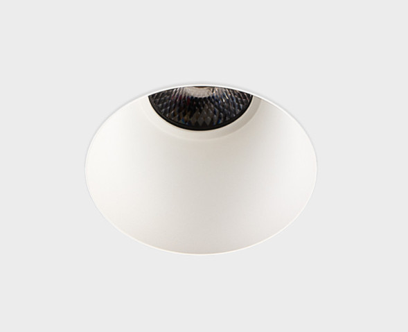 Точечный встраиваемый светильник ITALLINE IT08-8021 IT08-8021 white 4000K