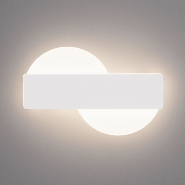 Бра Elektrostandard 40143/1 LED белый