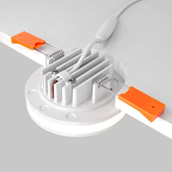 Встраиваемый точечный светильник Maytoni Technical Phanton DL2001-L7W