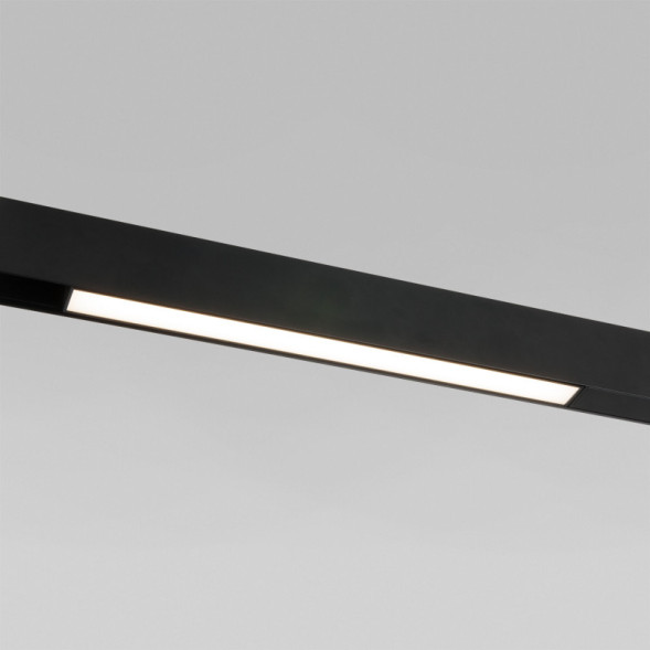 Магнитный трековый светильник Elektrostandard Slim Magnetic L01 Трековый светильник 10W 4200K (ч