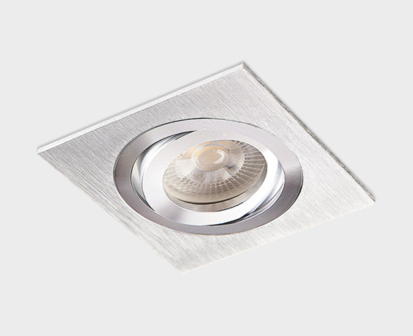 Точечный встраиваемый светильник ITALLINE SAG103-4 SAG103-4 silver/silver