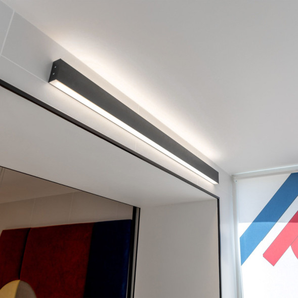 Бра Elektrostandard 103см 40W 6500K черная шагрень (101-100-40-103)