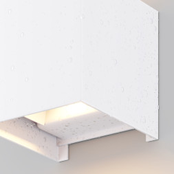 Уличный настенный светильник Maytoni Fulton O572WL-L6W