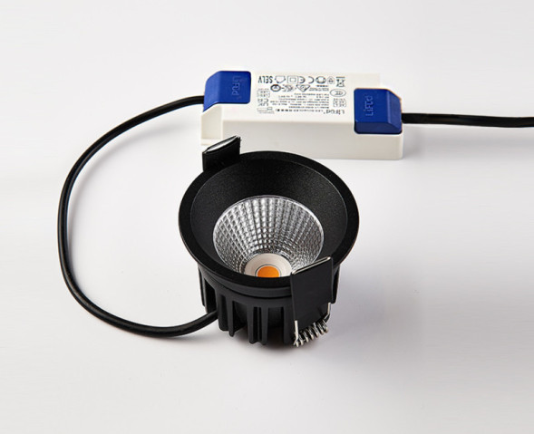 Встраиваемый светильник ITALLINE IT08-8035 black 3000K