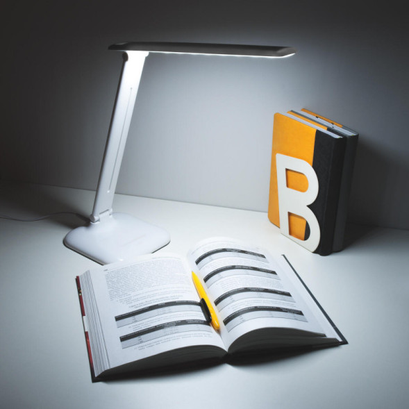 Настольная лампа Eurosvet Alcor Alcor белый (TL90200)