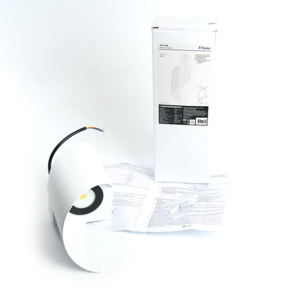 Уличный настенный светильник Feron 48312